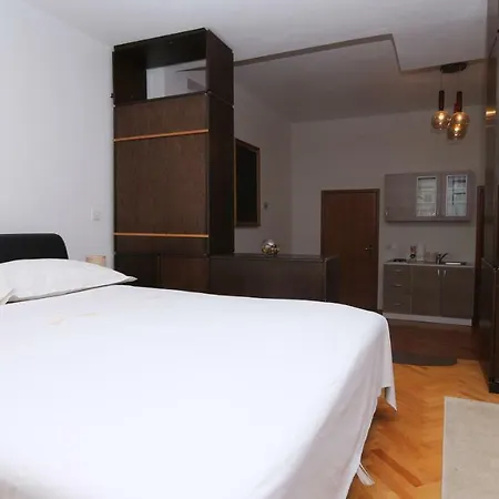 Promenade Apartman Makarska